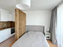 Łóżko w pokoju