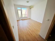 mieszkanie o powierzchni 28 m² bez mebli