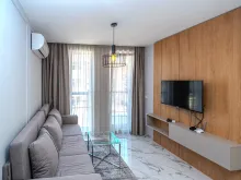 sofa i telewizor