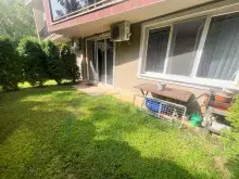 Dwupokojowy apartament z własnym zielonym ogródkiem