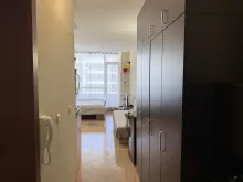 Przedpokój z szafą