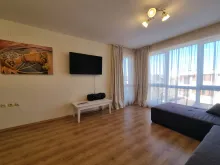 Flores Park | Trzypokojowe mieszkanie: Salon, kuchnia