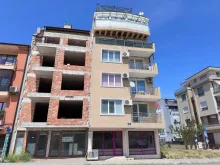 apartament w budynku mieszkalnym
