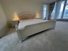кровать