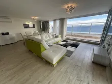 мезонет с видом на море