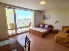 Crown Fort Club Apartament studio nad morzem w Bułgarii: Wnętrze i umeblowanie