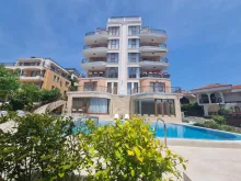 Fenix Apartcomplex | Dwupokojowy apartament z nowoczesnym wykończeniem w Świętym Własie