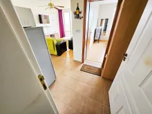 Przedpokój z szafą