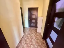 Przedpokój z szafą