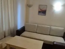Salon ze stołem jadalnym