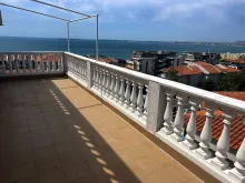 taras z widokiem na morze