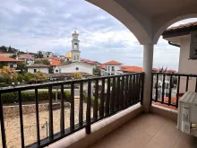 Cambani 3 | Trzypokojowy apartament z panoramicznym widokiem na morze, basen i góry w Sveti Vlas