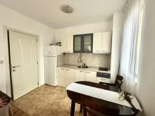 Melia 10 | Dwupokojowy apartament w zadbanym kompleksie z basenem w Rawdzie