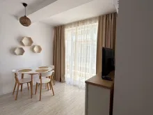 Grand Villa | Dwupokojowe mieszkanie w Świętym Własie po remoncie z widokiem na morze