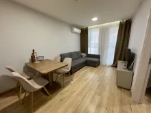 Emilia Romana | Salon, kuchnia