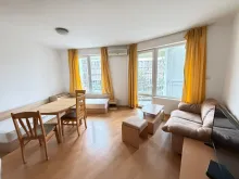 Yassen Holiday Village | Apartament nad morzem — przestrzeń światła i prywatności w sercu Słonecznego Brzegu