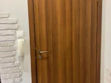 podwójne drzwi wejściowe