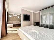 Harmony Palace | Двухкомнатная квартира у моря с видом на бассейн