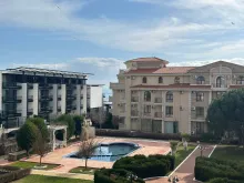 Mieszkanie w kompleksie Royal Bay 2