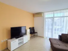 telewizor w salonie