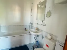 łazienka w glazurze wanna