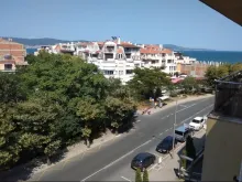widok z okna na morze