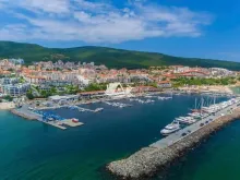 Port Marina Dinevi