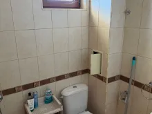 łazienka wc z oknem