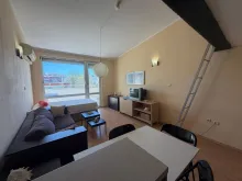 studio o powierzchni 50 m²