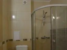 łazienka wc razem kabina prysznicowa