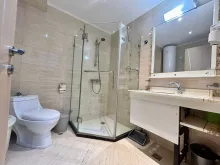 łazienka wc razem prysznic