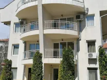 Apartament dwupokojowy z prywatnym ogródkiem w Świętym Własie