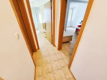 przestronny korytarz