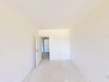 nowe mieszkanie bez mebli