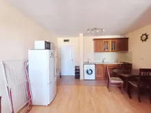 widok na salon i kuchnie
