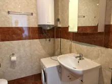 łazienka wc razem z kabiną natryskową