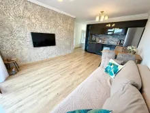 widok na salon i kuchnie