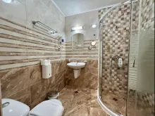 łazienka wc razem kabina natryskowa