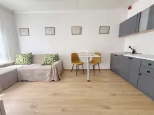 widok na salon i kuchnie