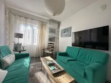 salon część wypoczynkowa z kominkiem