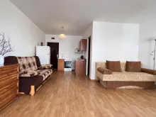 przestronny pokój