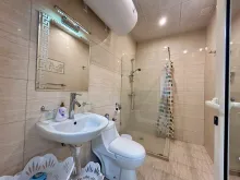 łazienka wc razem kabina natryskowa