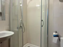łazienka wc razem kabina natryskowa