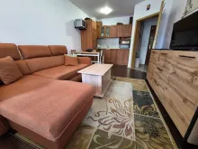 widok na salon i kuchnie