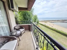 apartament z frontowym widokiem na morze
