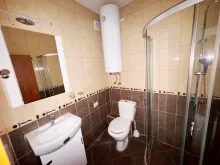 łazienka wc razem kabina natryskowa