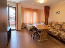 Studio w Świętym Własie, Bułgaria