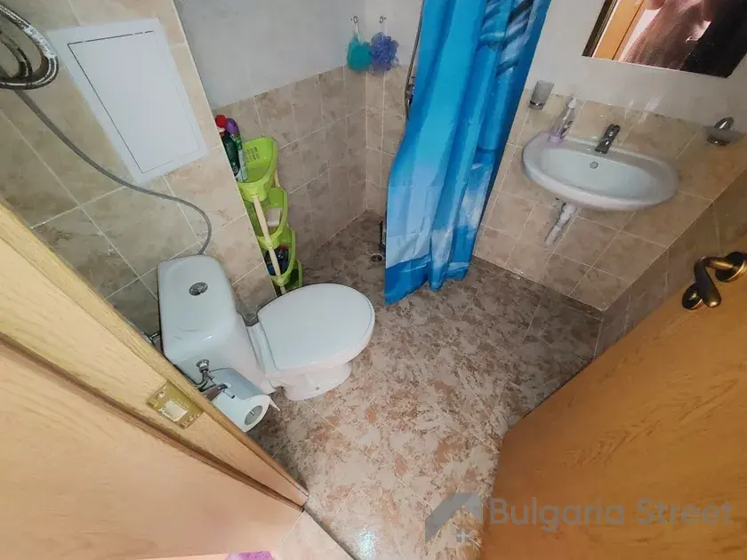 Łazienka z toaletą