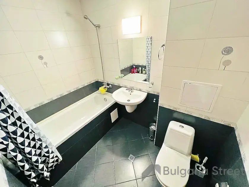 Łazienka z toaletą