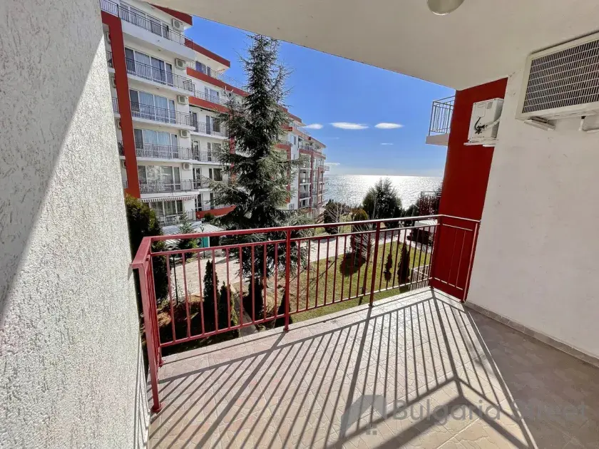 Widok na morze z tarasu